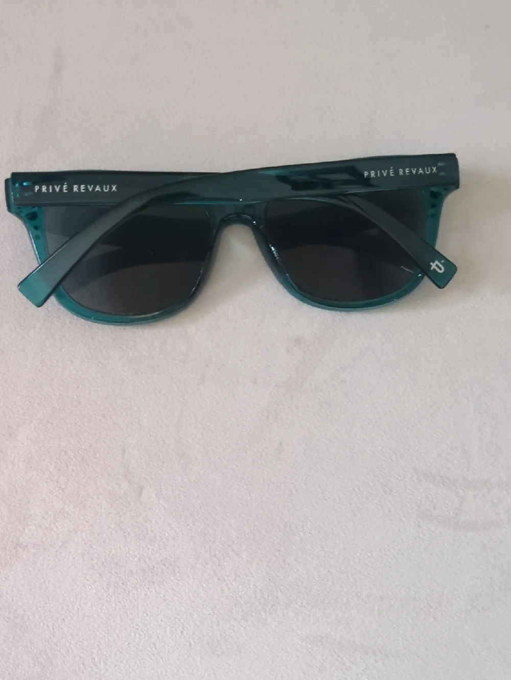 Prive Revaux Sunglasses - Picture 2 of 3